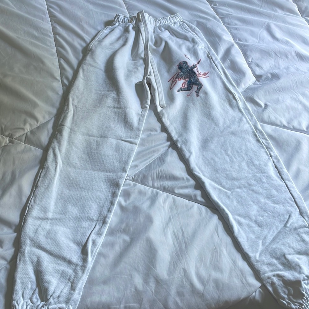 boys lie sweatpants